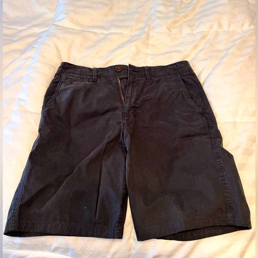 Charcoal Black American Eagle Khaki shorts (31)